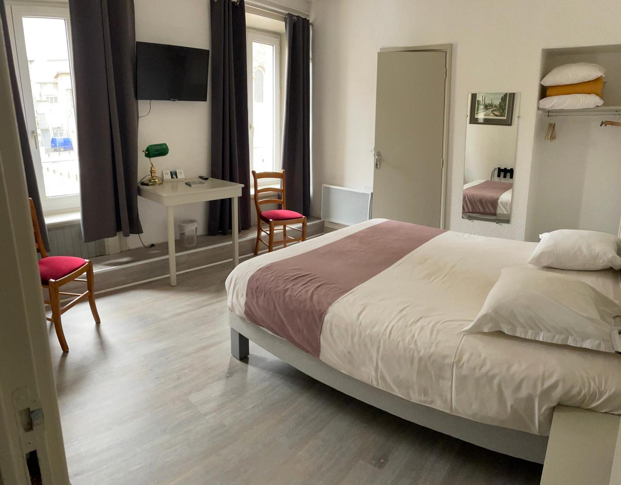 Logis Hotel Restaurant Des Voyageurs Saint-Paulien Экстерьер фото